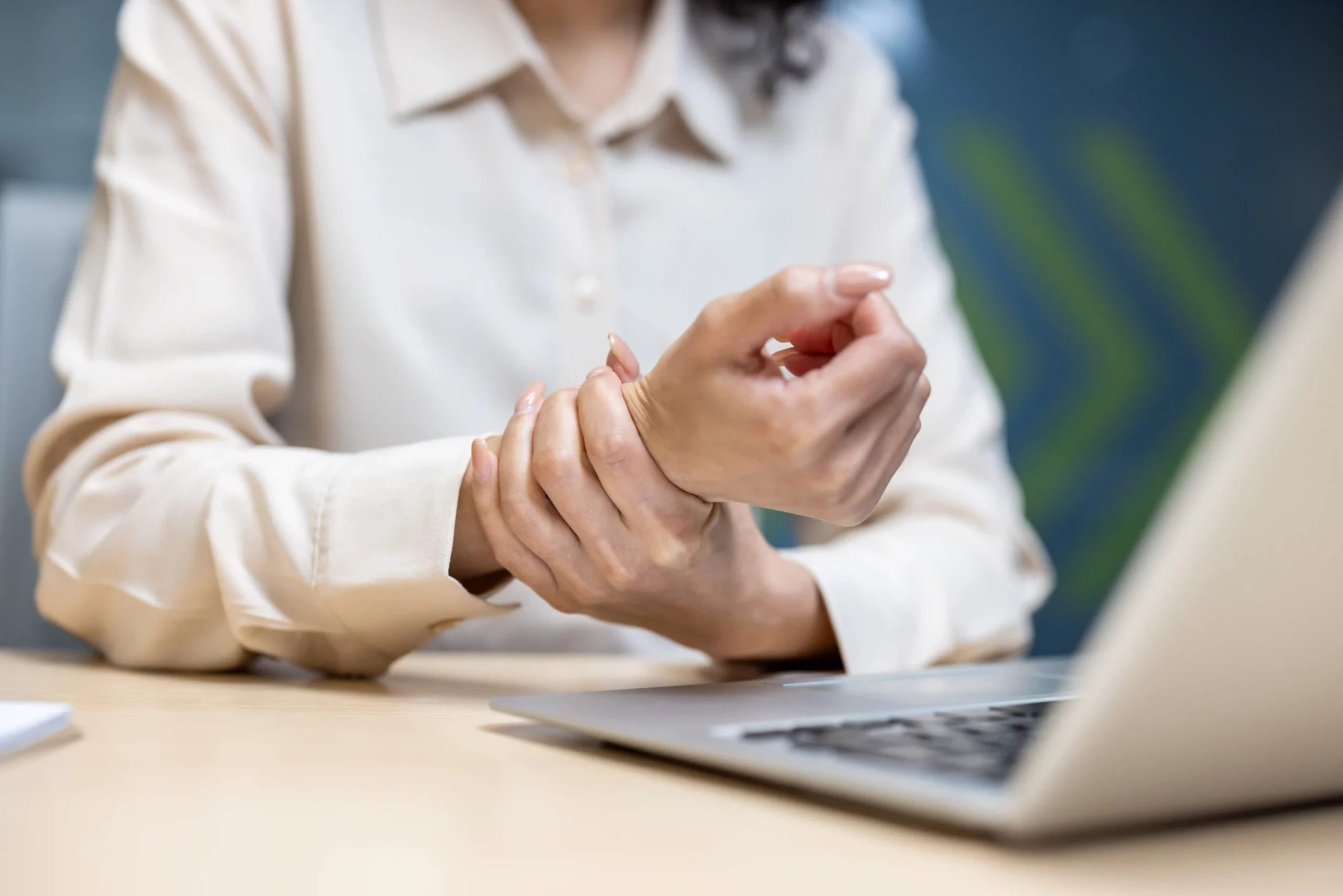 腕隧道神經節套術